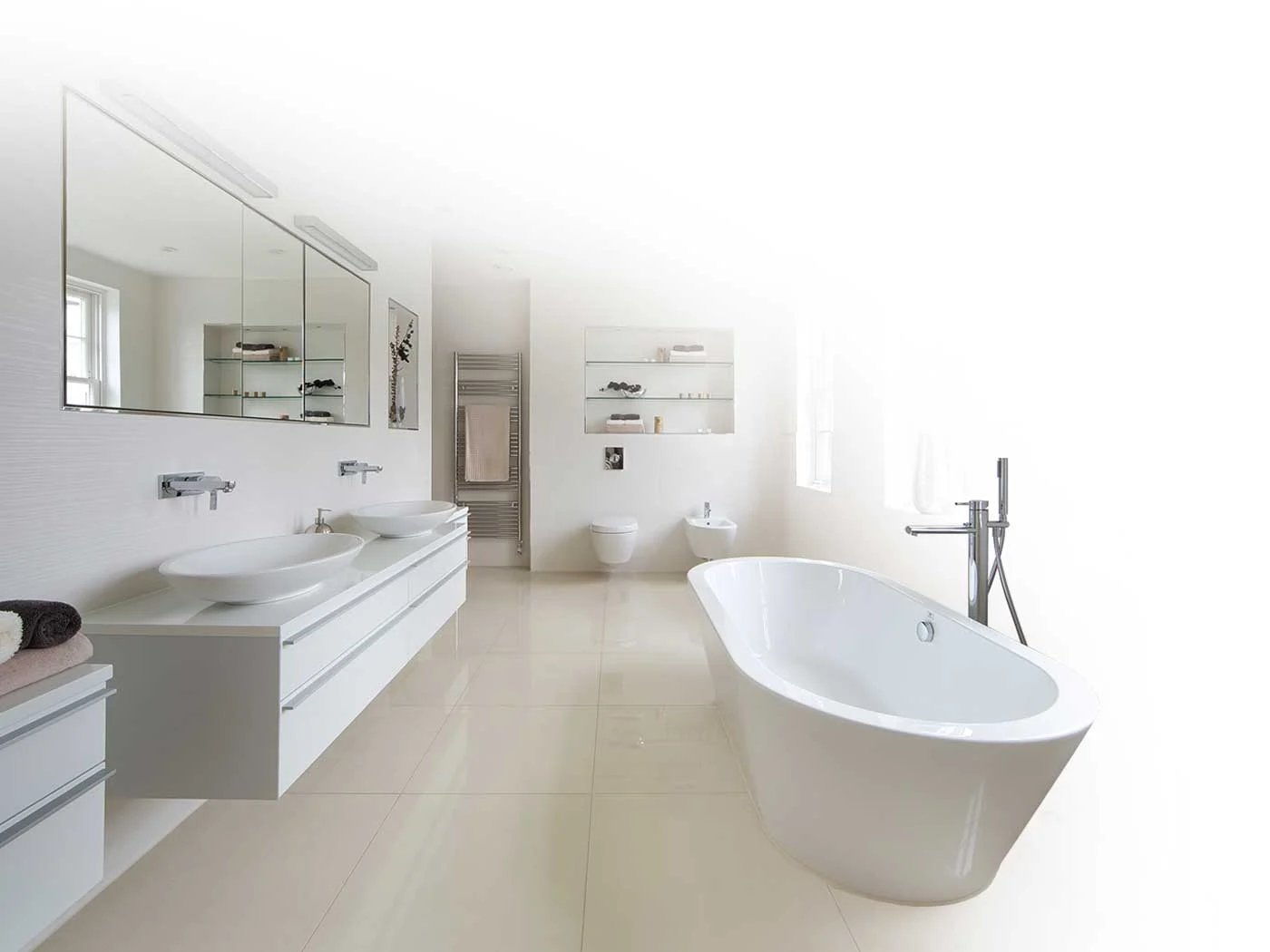 Barrierefreies Bad mit bodengleicher Dusche