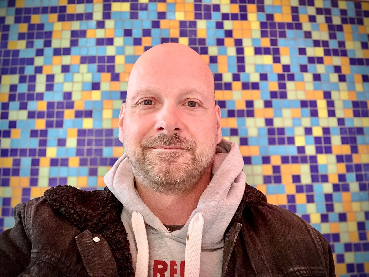Jos Leene, mixer and designer at Back To The Multitrack Productions
