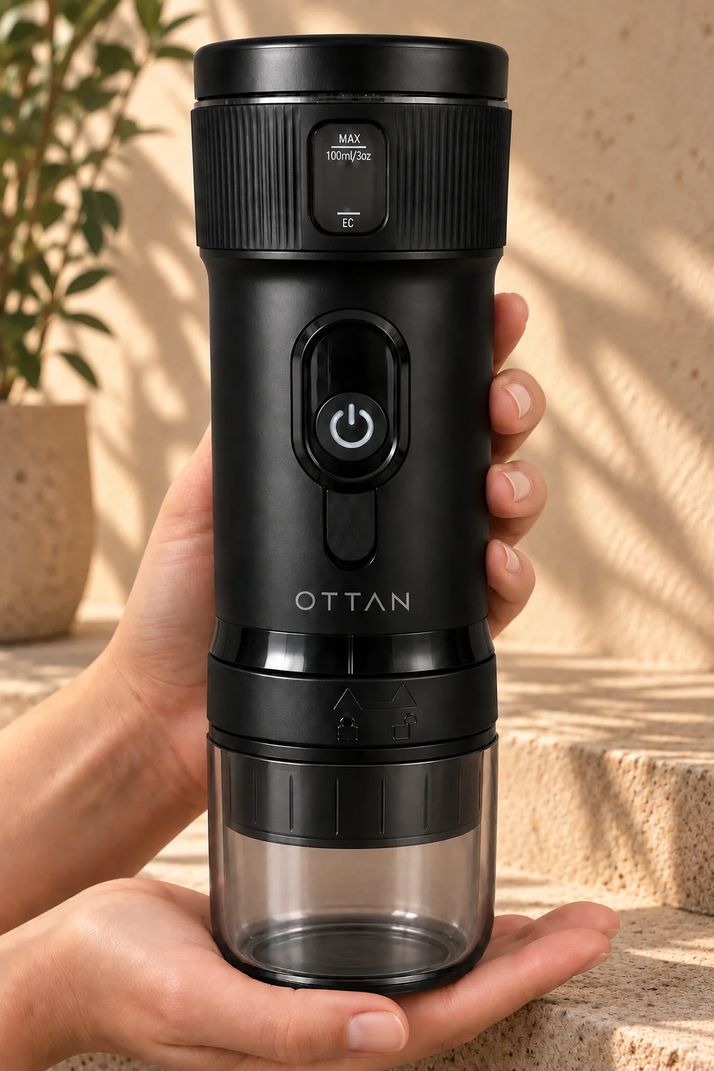 OTTAN Nord held upright in two hands