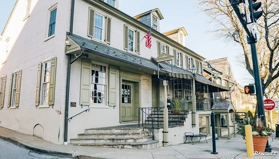 Letty's Tavern at 201 East State Street