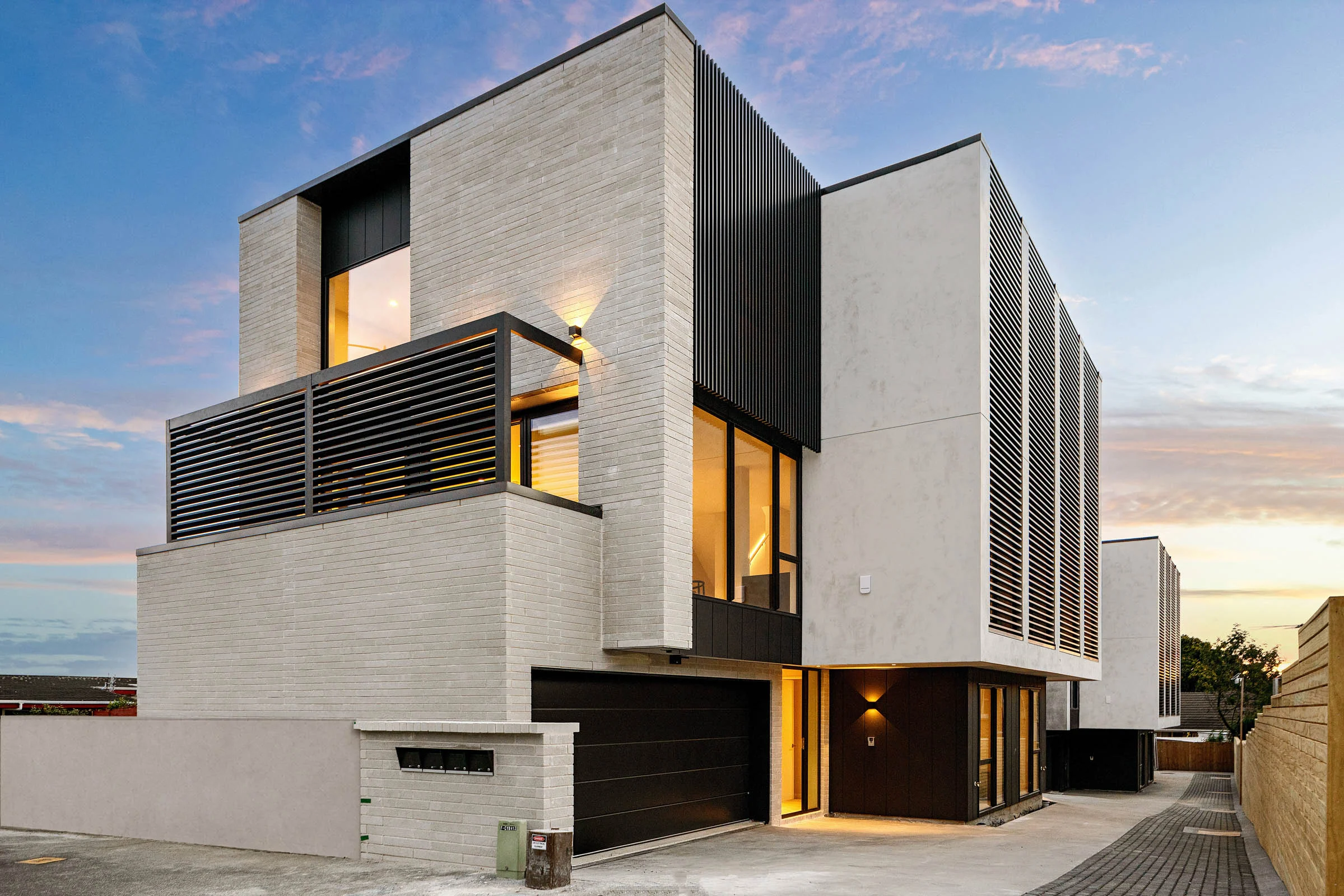 Epsom Vista exterior