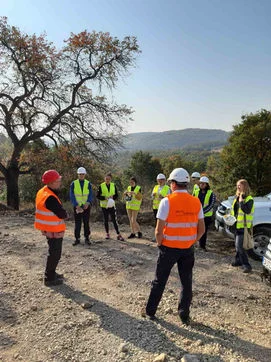 Visits to Mundoro’s projects by students, photo 2