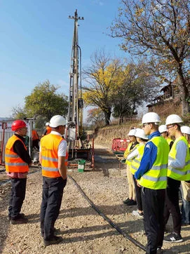 Visits to Mundoro’s projects by students, photo 1