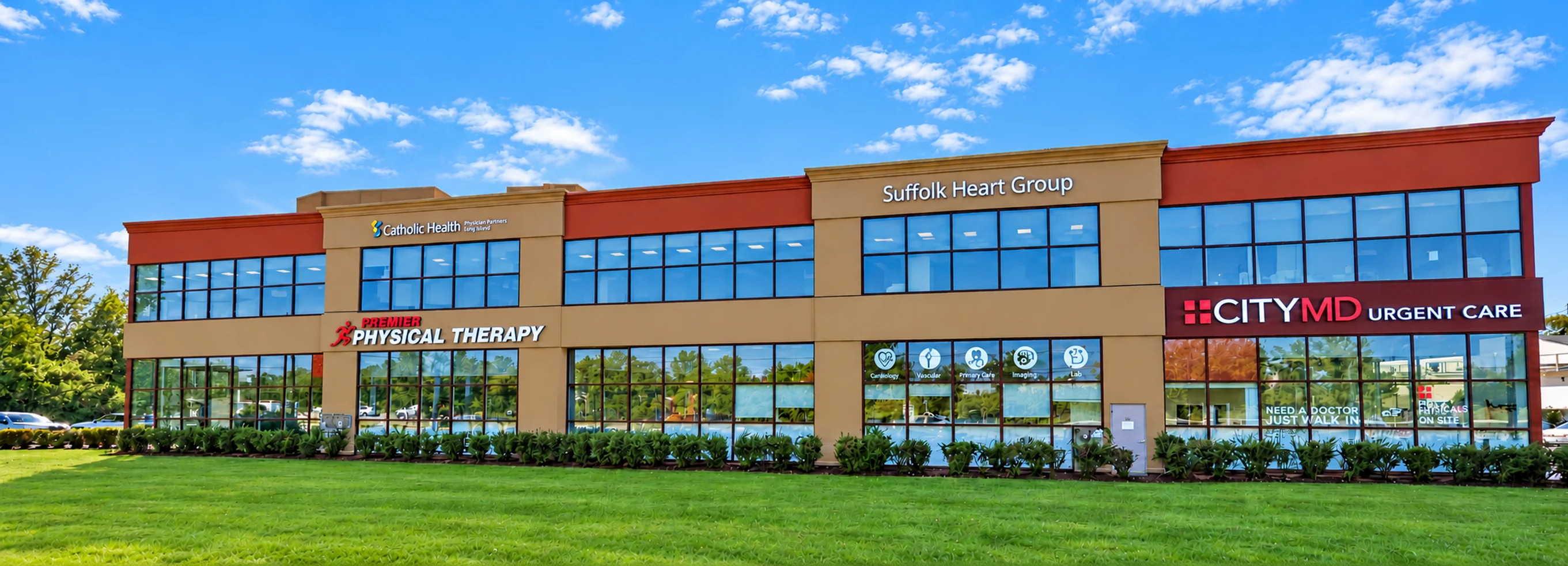 Bay Shore Medical Plaza storefront with CityMD and other medical occupants on Sunrise Highway