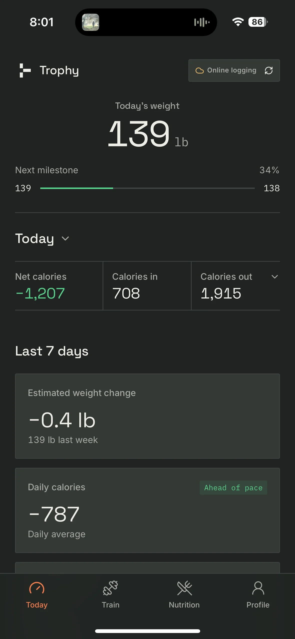 Trophy's Today screen showing today's weight of 139 lb, progress toward the next milestone, net calories and a summary of the last 7 days.