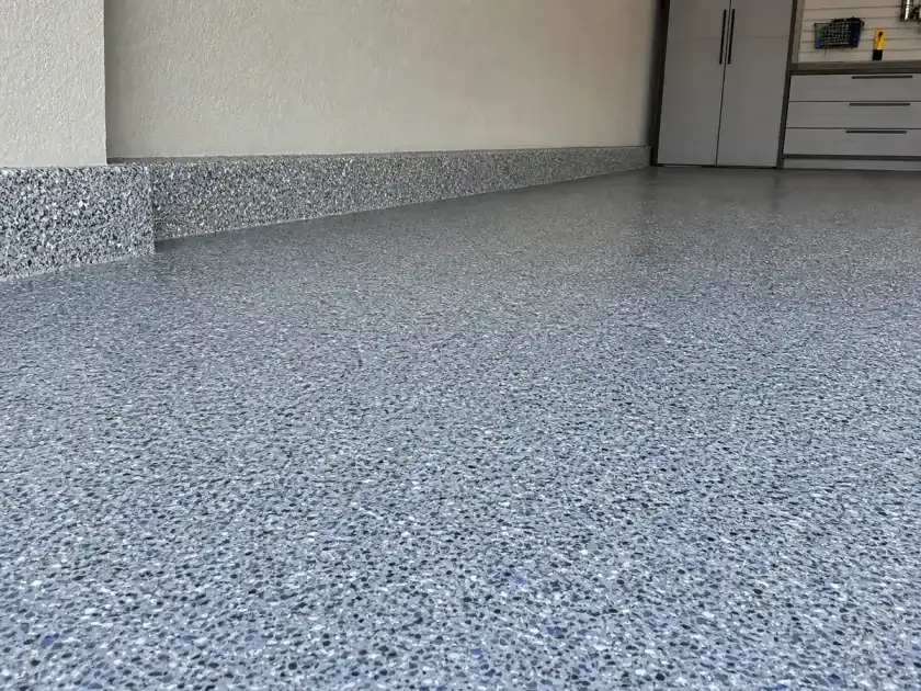 Gray flake garage floor in Largo