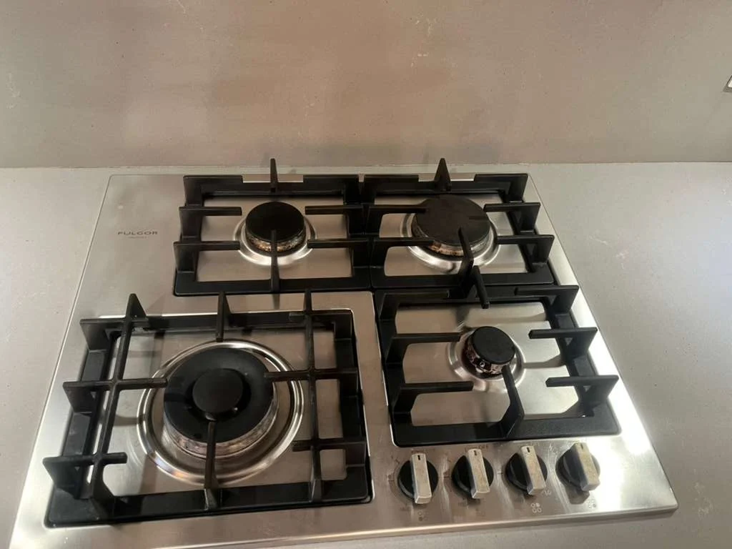 Image of stove after cleaning