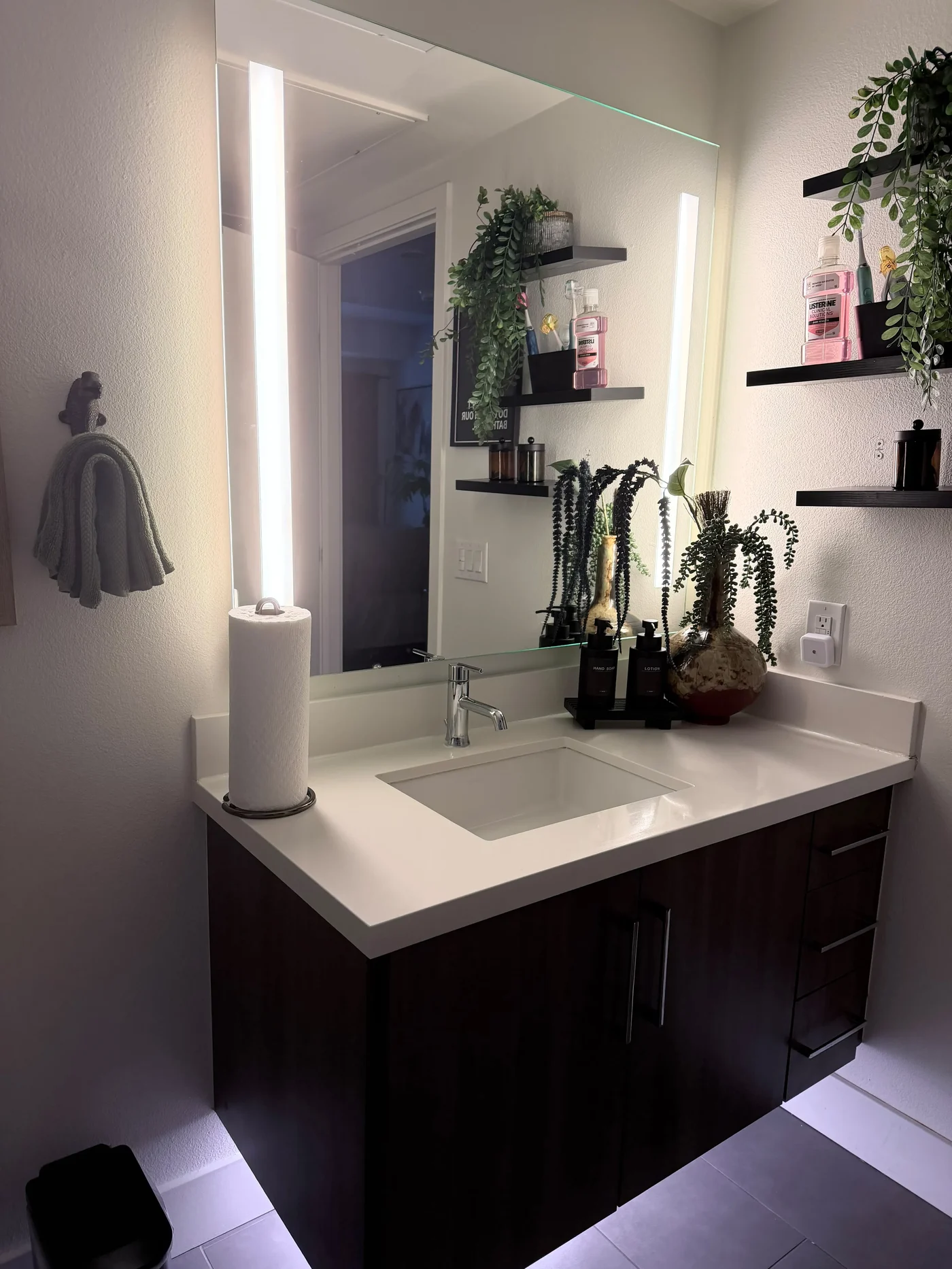 Bathroom vanity and mirror after cleaning