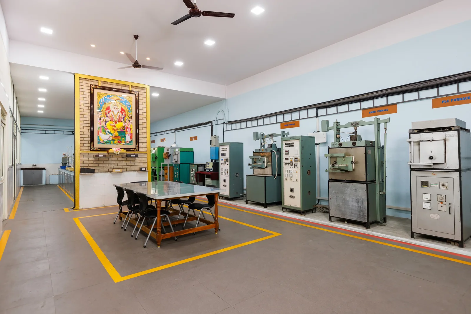 Testing furnaces in the VRL in-house laboratory