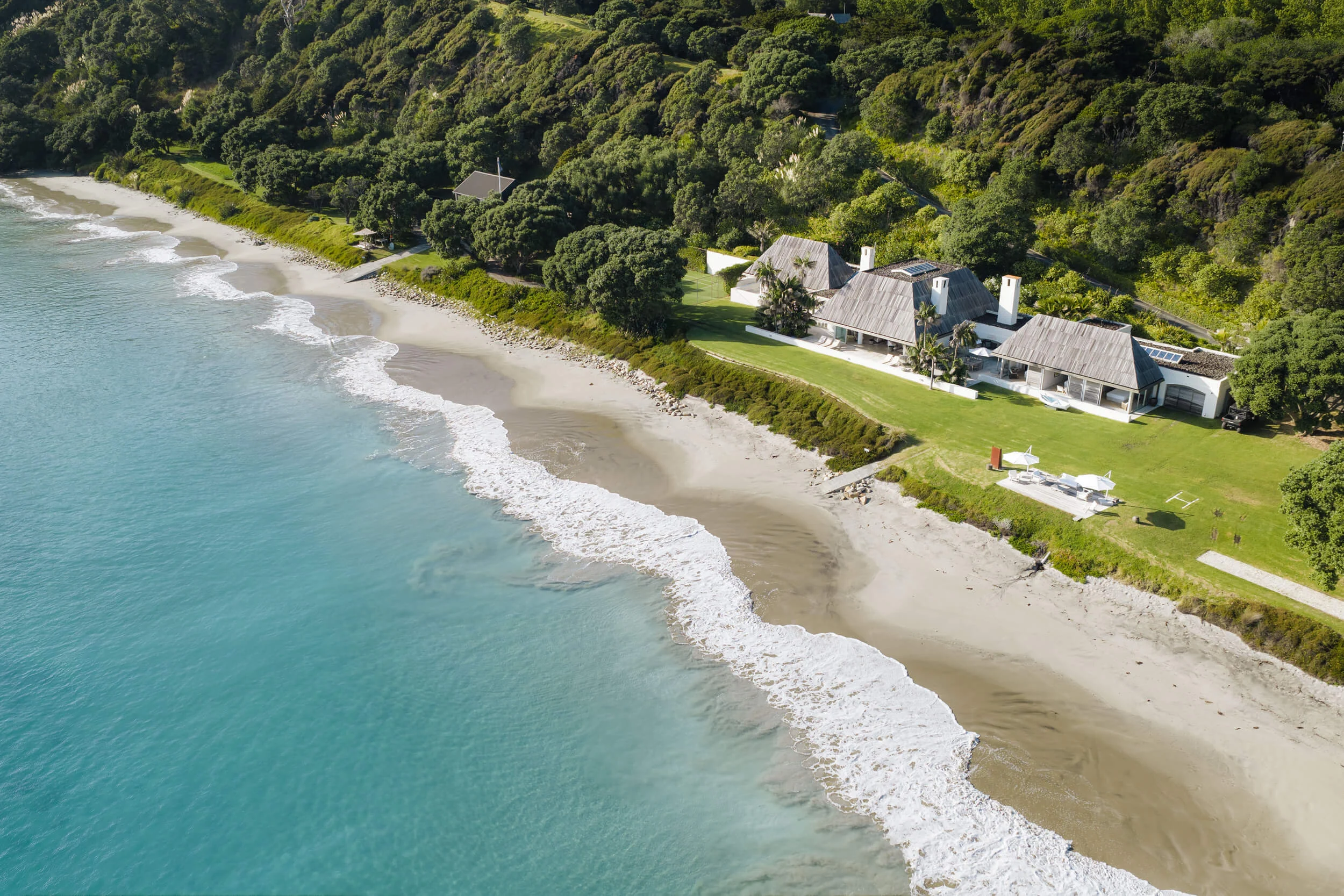 Andersons Cove beachfront residence