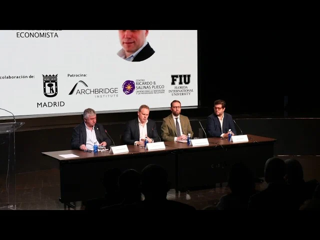 Rafael Tamames interviene junto a Daniel Lacalle y Javier Martínez-Fresneda en el Panel II del XIX Foro Atlántico